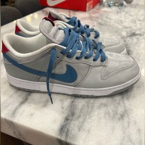 Men Nike Dunk Low size 10, worn twice, great condition